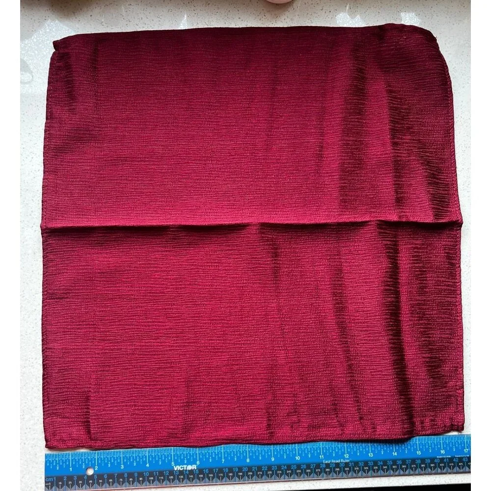 Set Of 4 Red Textured Cloth Napkins 17